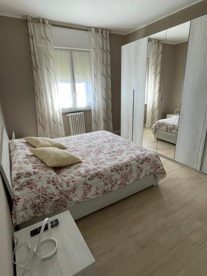 Casa Iris Leilighet Rozzano Eksteriør bilde